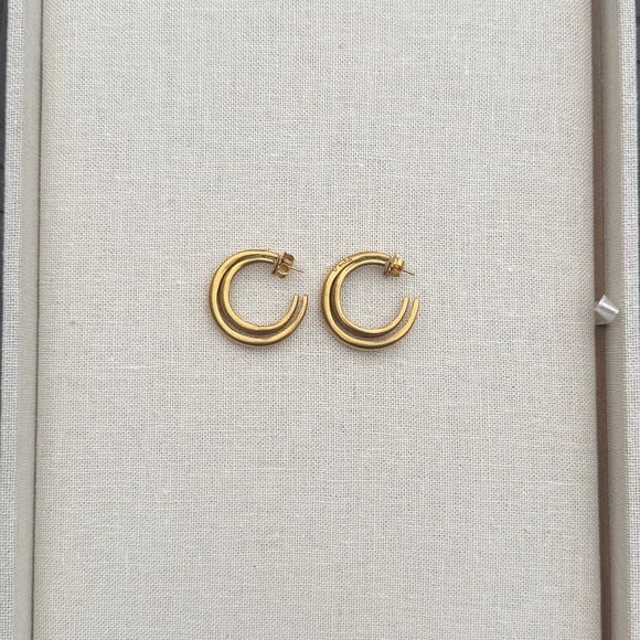 *Never Worn* Steve Vaubel Earrings - Picture 1 of 3